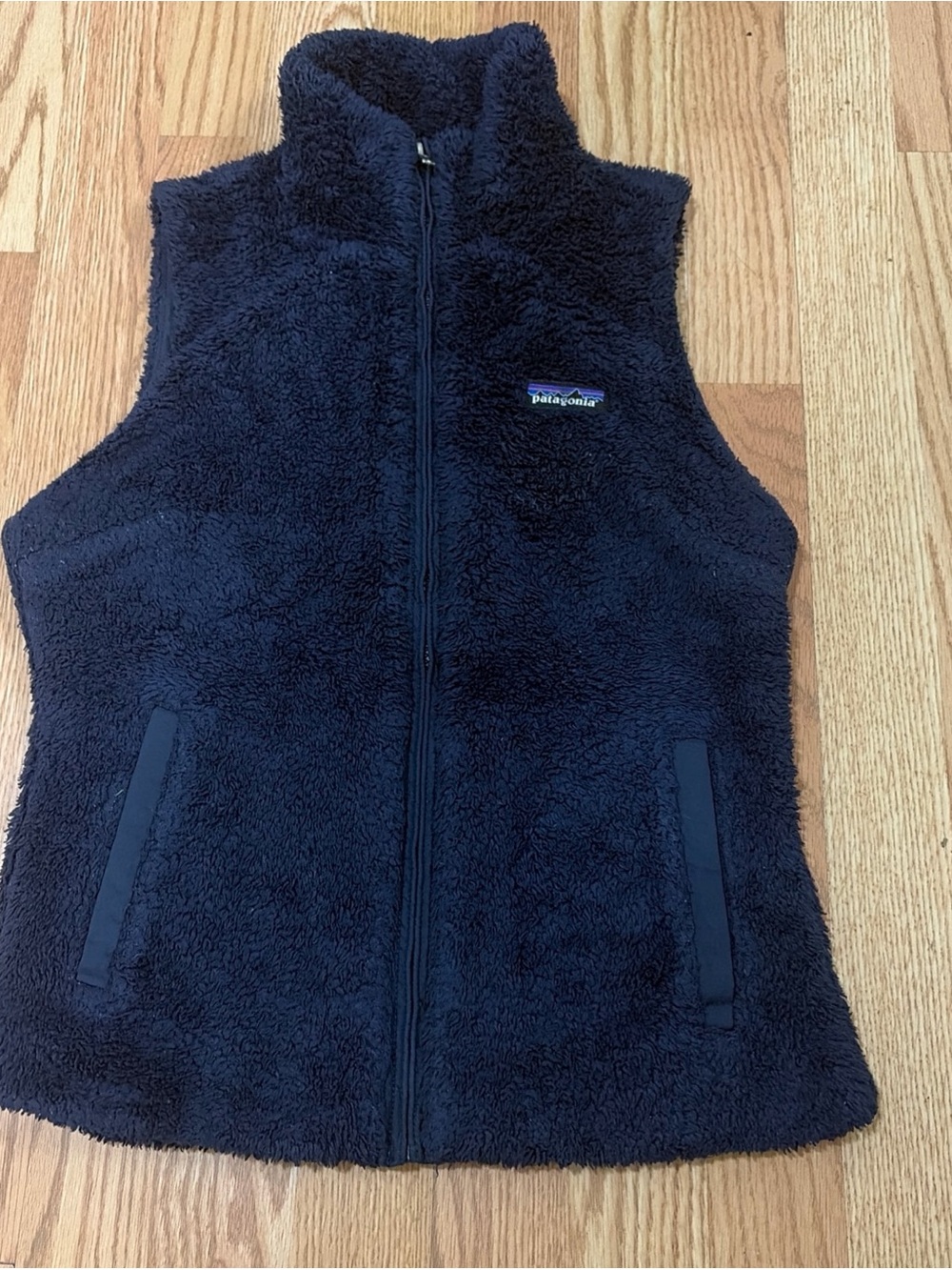 Patagonia women’s Navy Fleece Vest - Cozy Layering